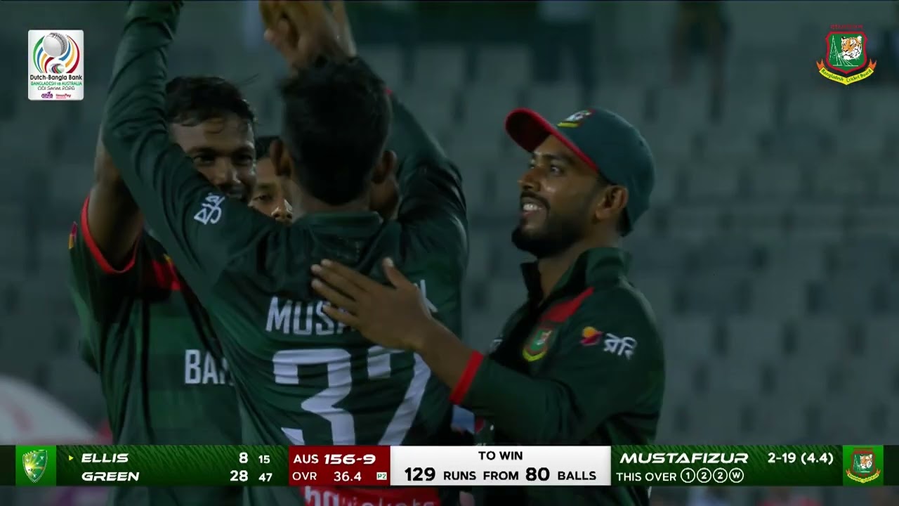 GONE! 🇧🇩 Mustafizur Rahman gets Nathan Ellis, Musaddek completes the catch!