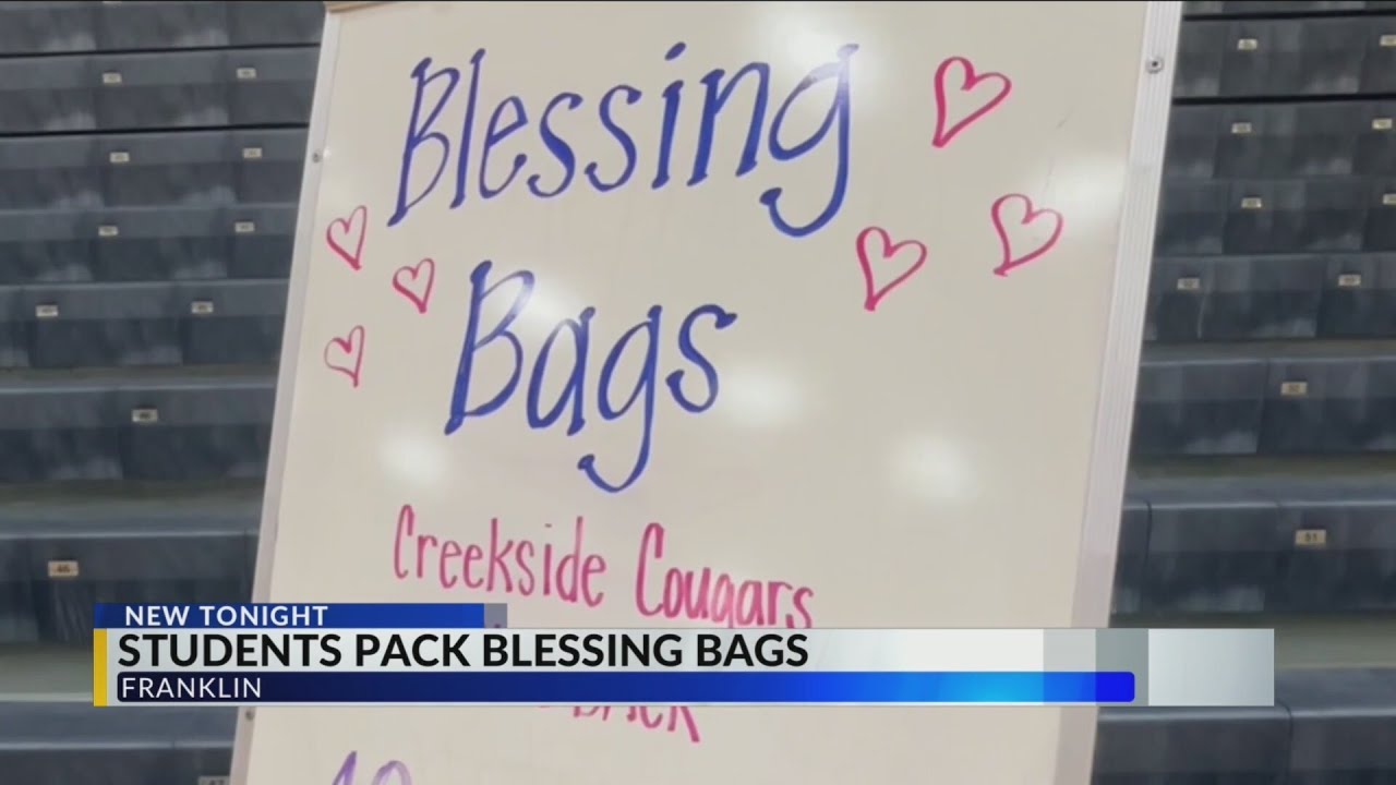 Young students in Franklin pack Blessing Bags