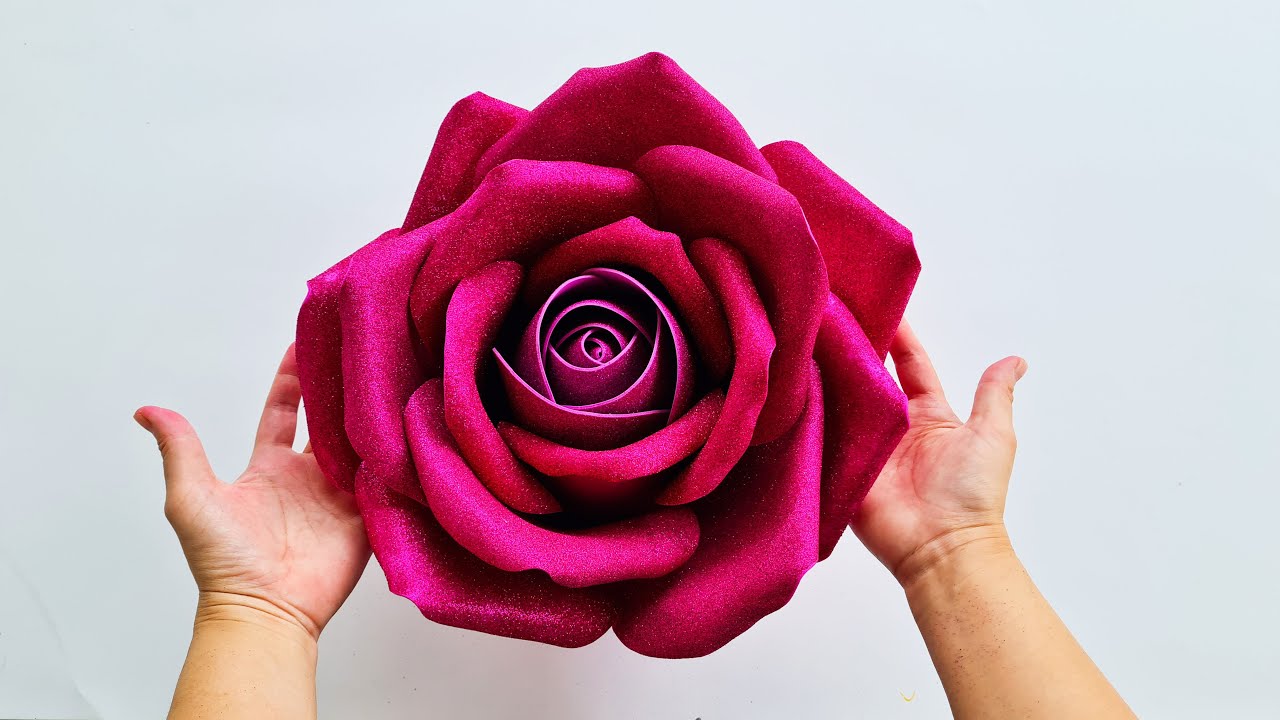 How To Make Giant Rose For Women’s Day  / Paper Flower / Góc nhỏ Handmade