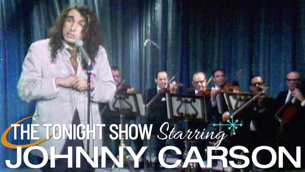 Tiny Tim Performs 