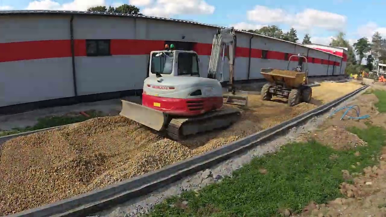 KERBUD - Kompleksowe prace ziemne, drogowe i brukarskie dla TORAM w Bąkowie