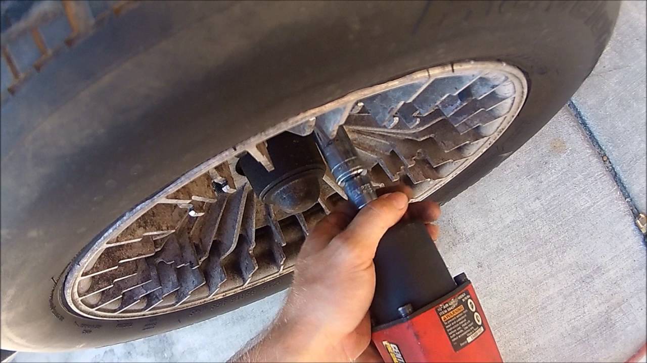How to replace front struts on third gen Firebird Trans Am