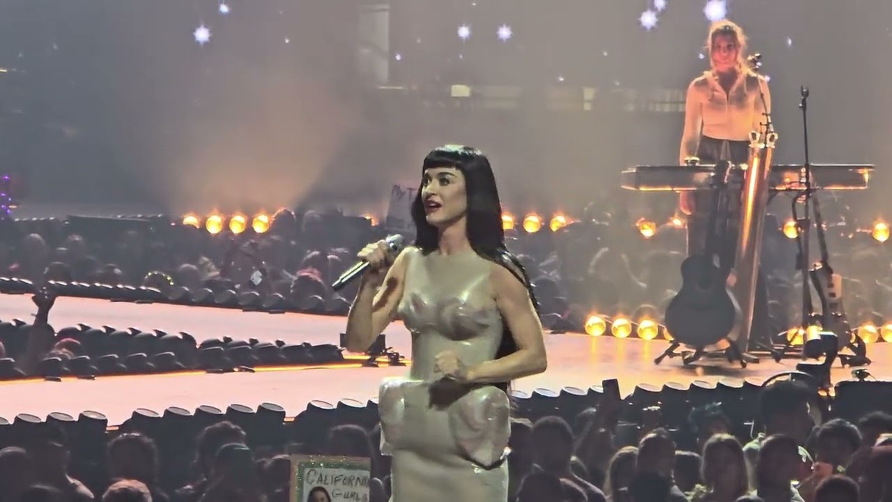 Katy Perry Not Like the Movies, The One That Got Away, All the Love  Philly The Lifetimes Tour 