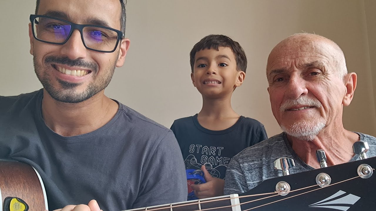 Grandioso és Tu (HCC 52) - Filipe, Edson e Davi