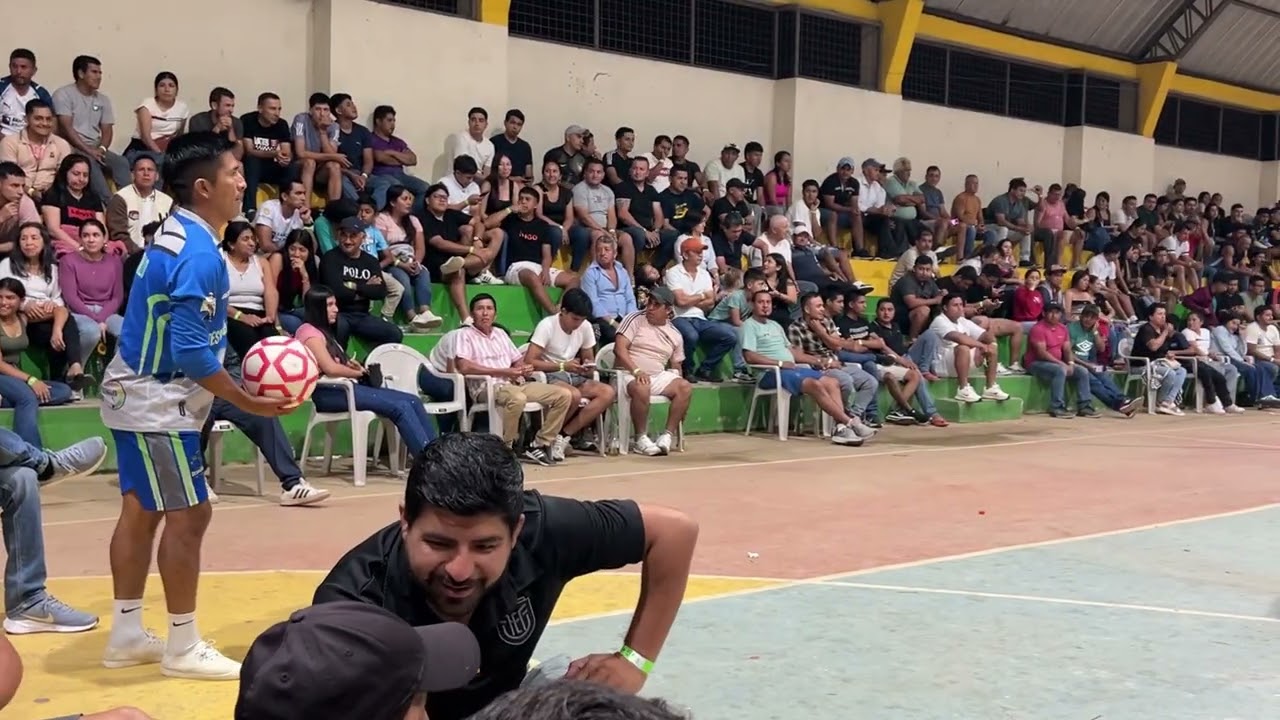 Dra Teffa Merchan vs Los Despachadores / DW Ecuavoley 