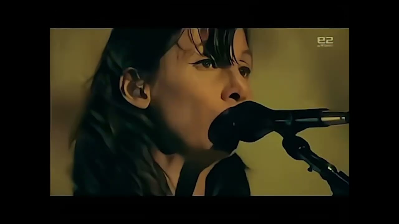 4K  My Bloody Valentine - To Here Knows When (live at Fuji Rock 2008)