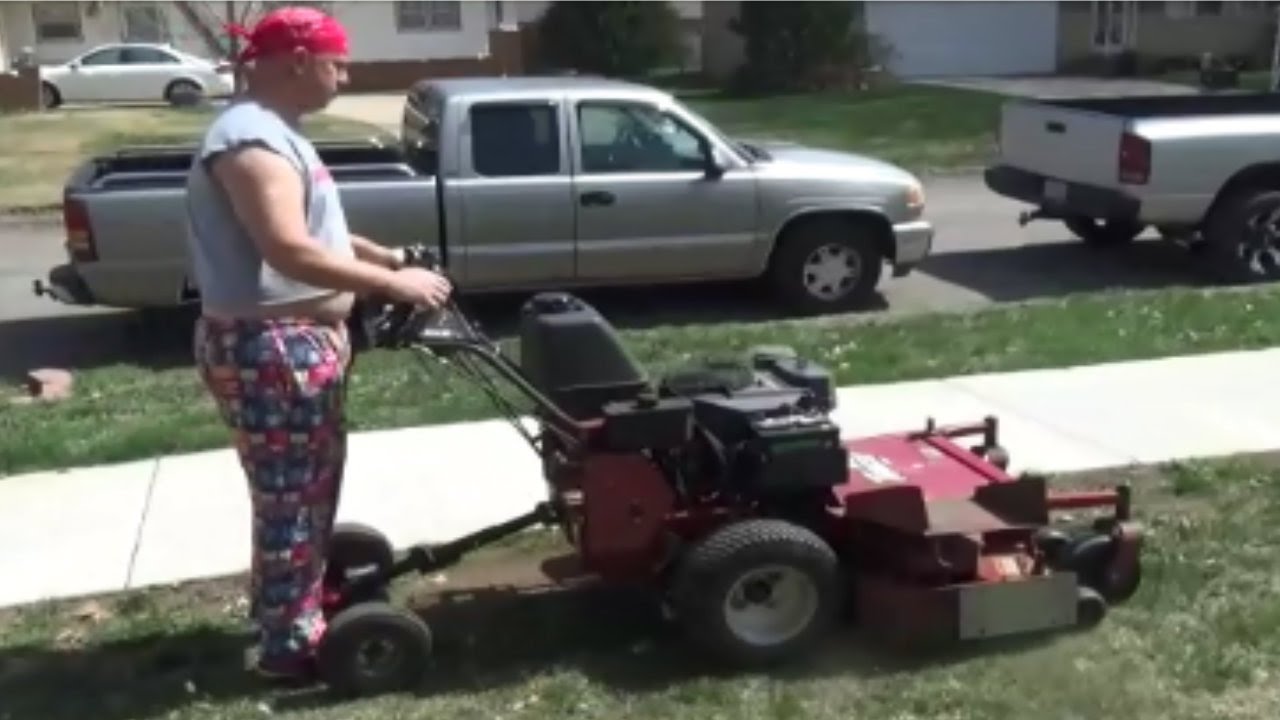 4 Reasons Why Customers Will Pick Your Lawn Care Business