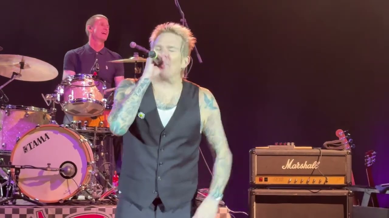 Sugar Ray performing “Fly” at the Alameda County Fair in Pleasanton CA on June 20, 2025