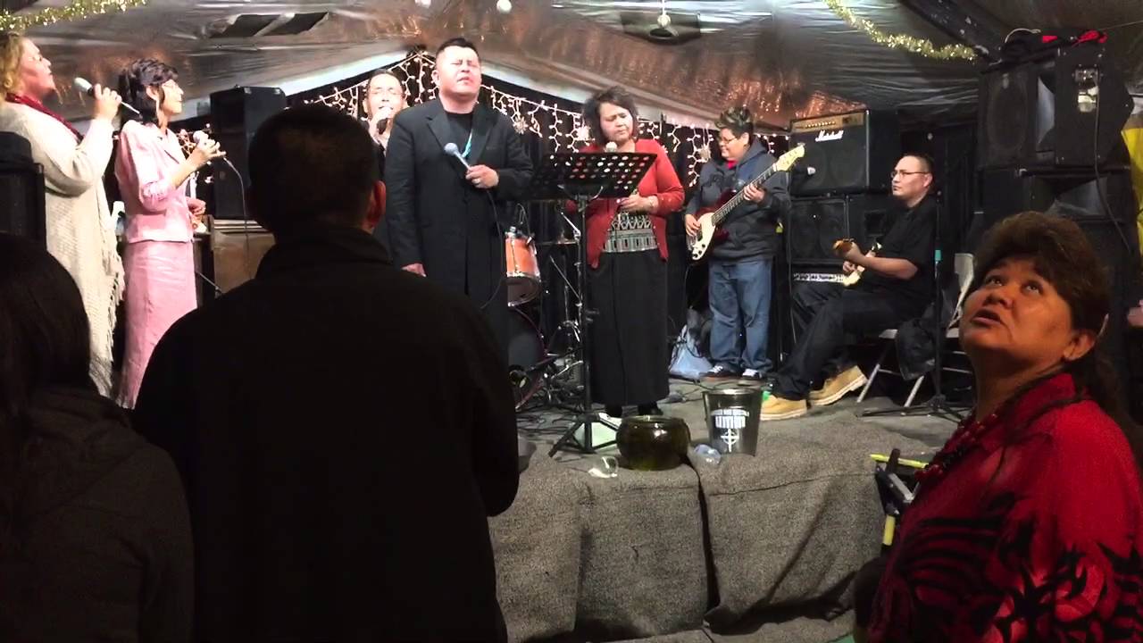 2016(1) Harrison Mann singing 'Yes I'm Learning' in Navajo/English in Tinian/Torreon, NM