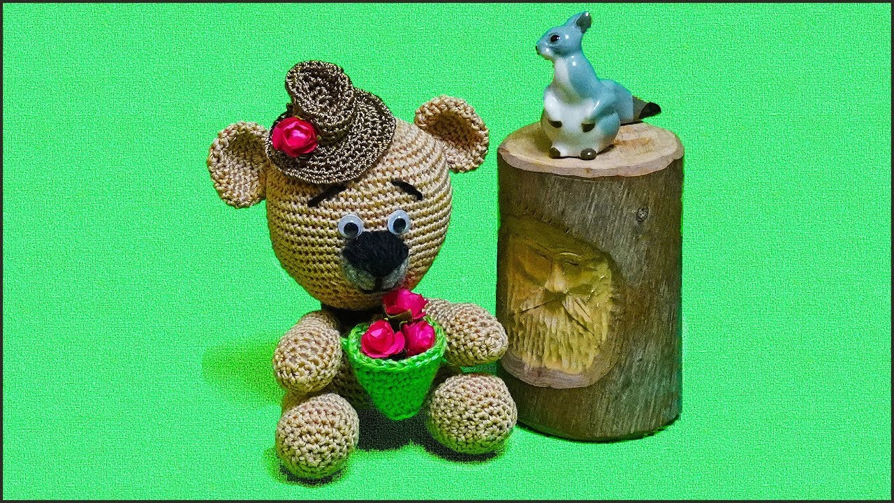 Вязание Мишки крючком в шляпе. Мастер класс вязания игрушки крючком. Часть 1.