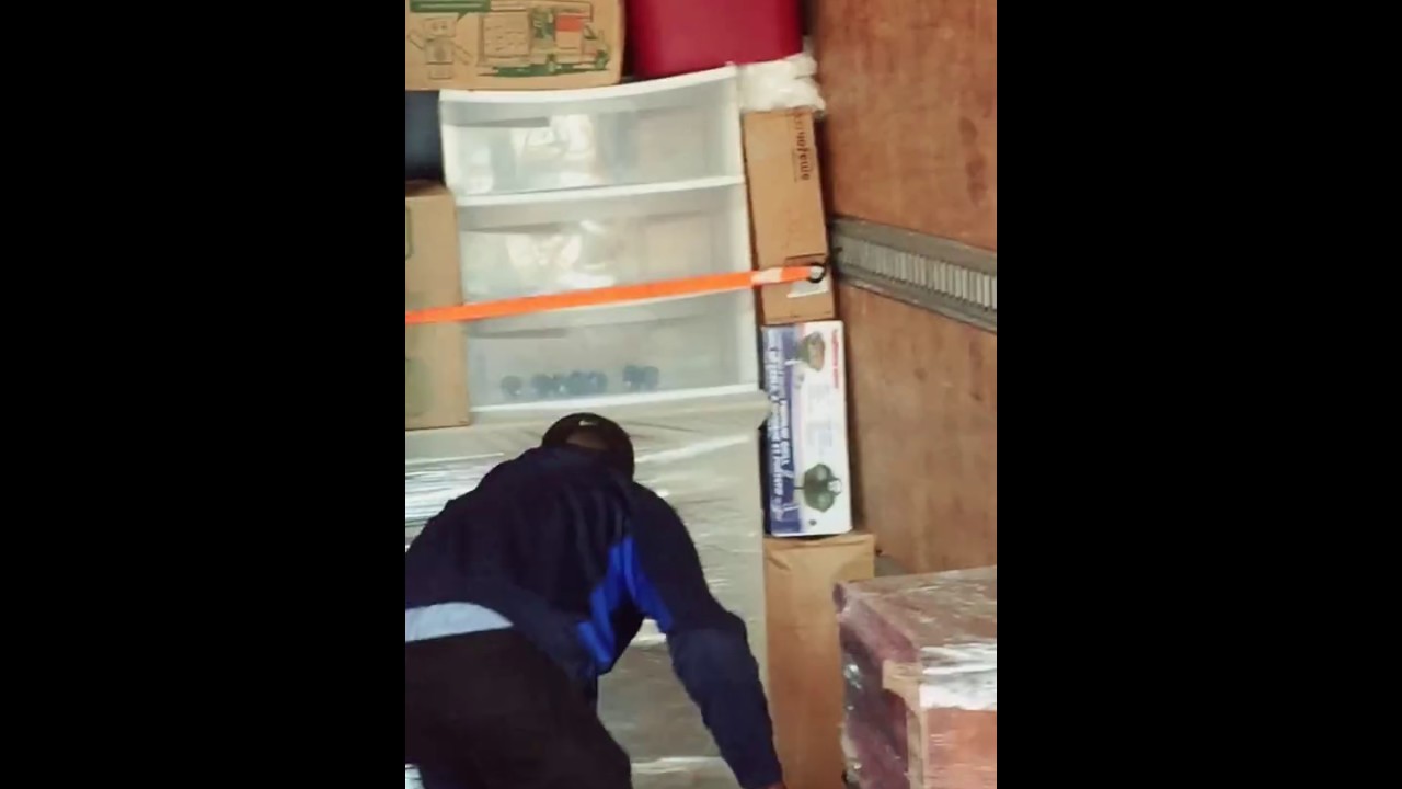 How to pack a moving truck