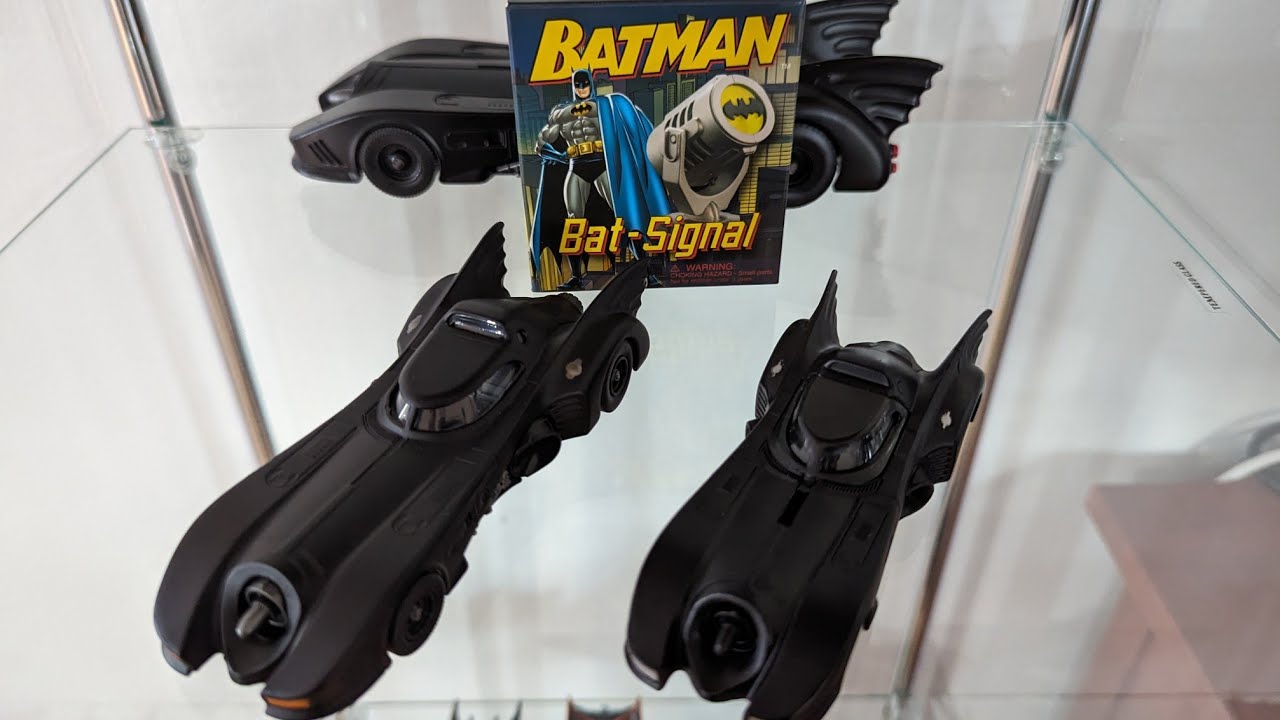 Premium Hotwheels vs. Jada 1989 Batmobile Comparison