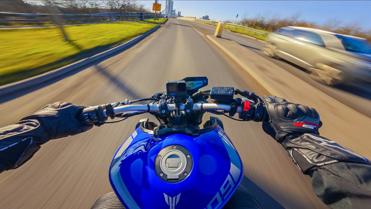 YAMAHA MT-09 | LATE FOR WORK | PURE SOUND | AKRAPOVIC | DJI ACTION 5 | POV