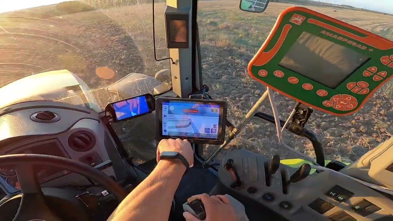 TRAKTÖR KENDİSİ TİLLER ÇEKİYOR | SVEAVERKEN F100 vs CLAAS ARİON 520