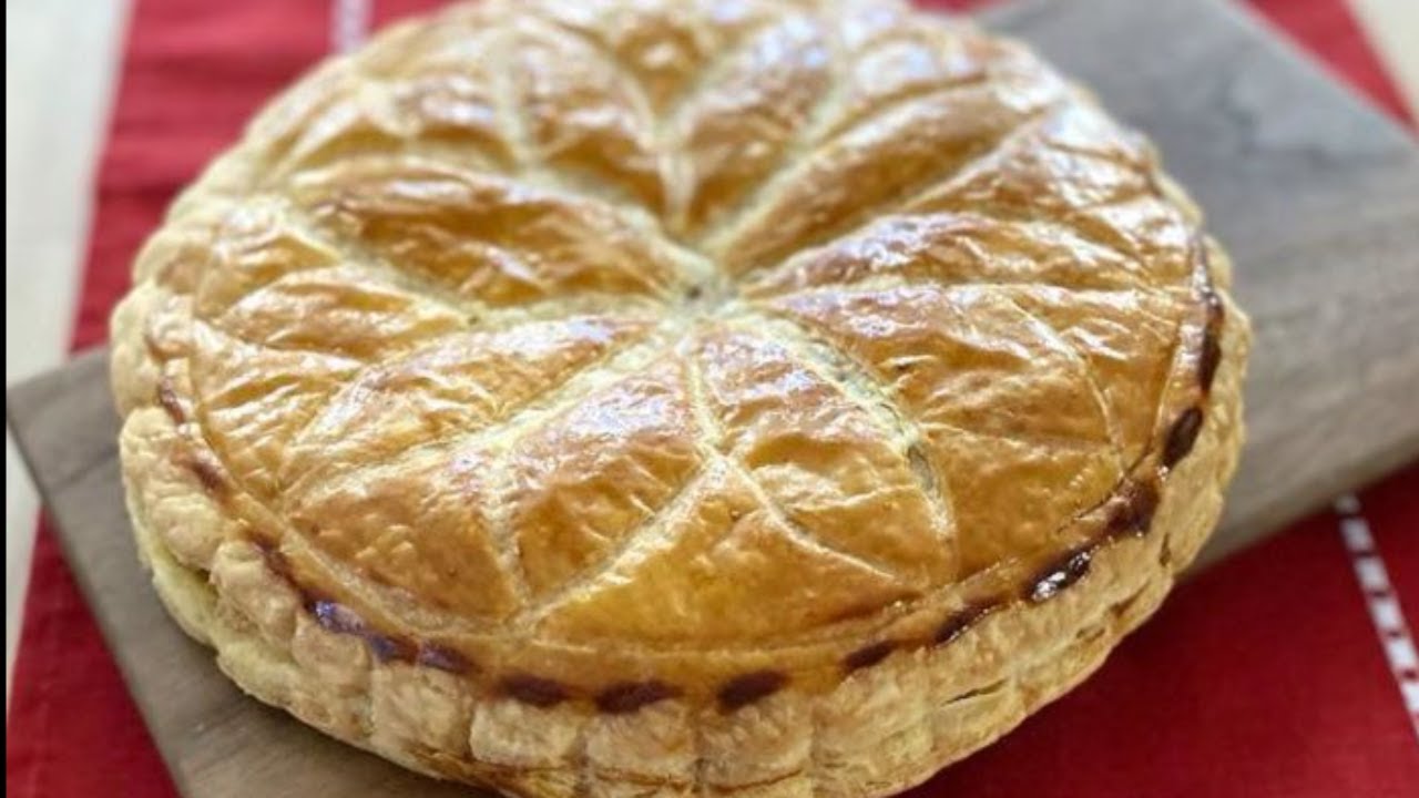 Galette des rois à la crème d’amande [en rediffusion]