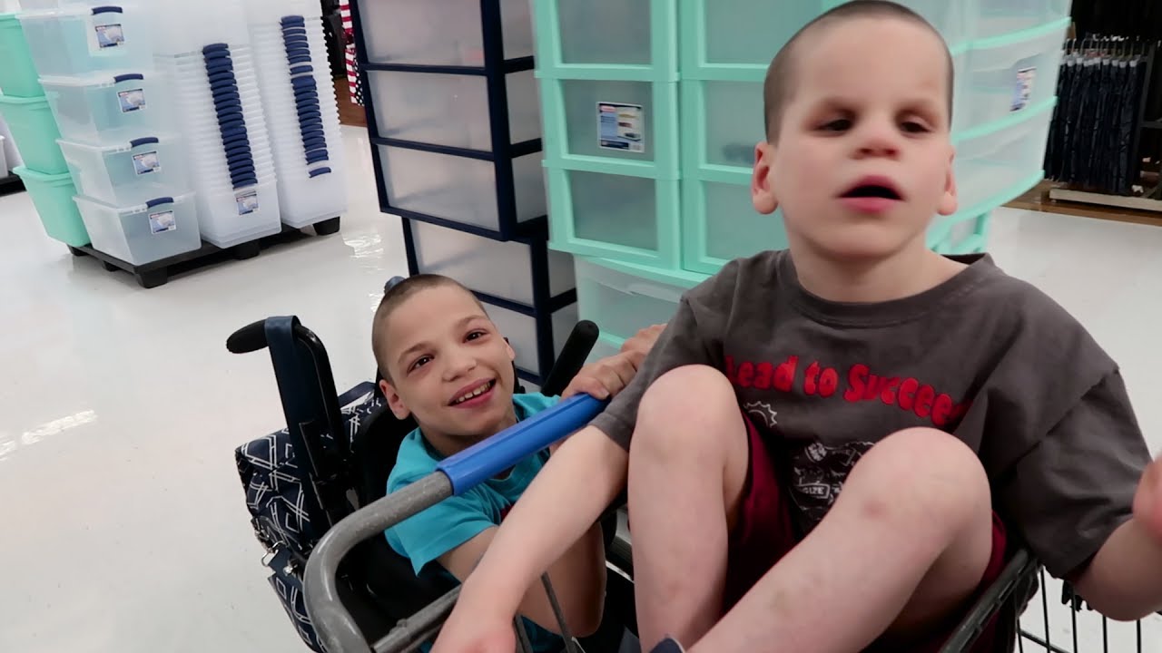 BRAVING WAL MART!
