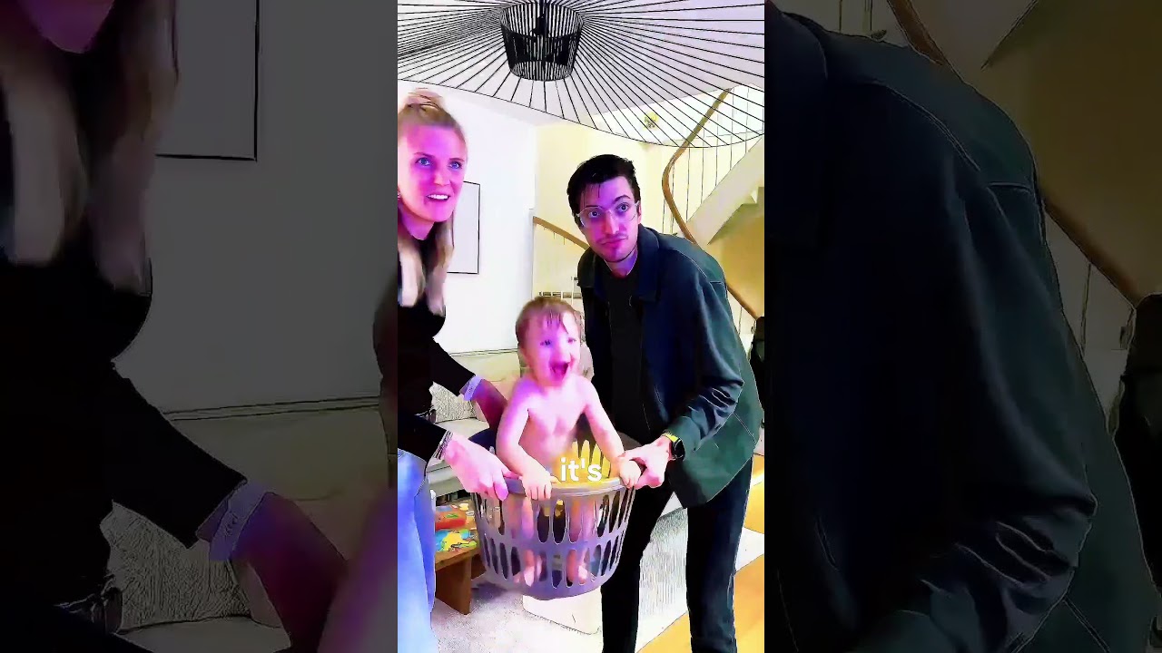 Его родители сделали для него американские горки дома🥹💖