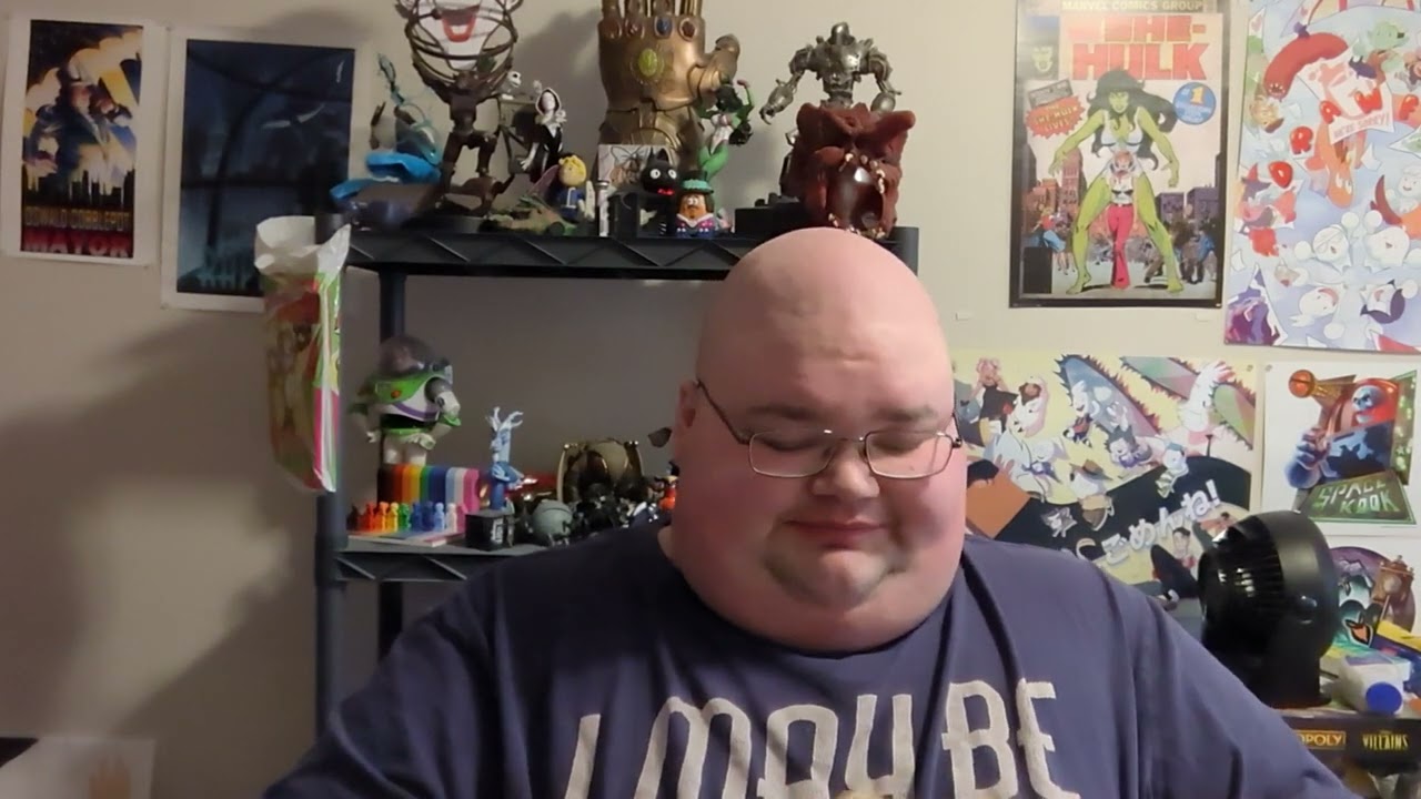 Royce Tries the Burger King Candied Bacon Whopper