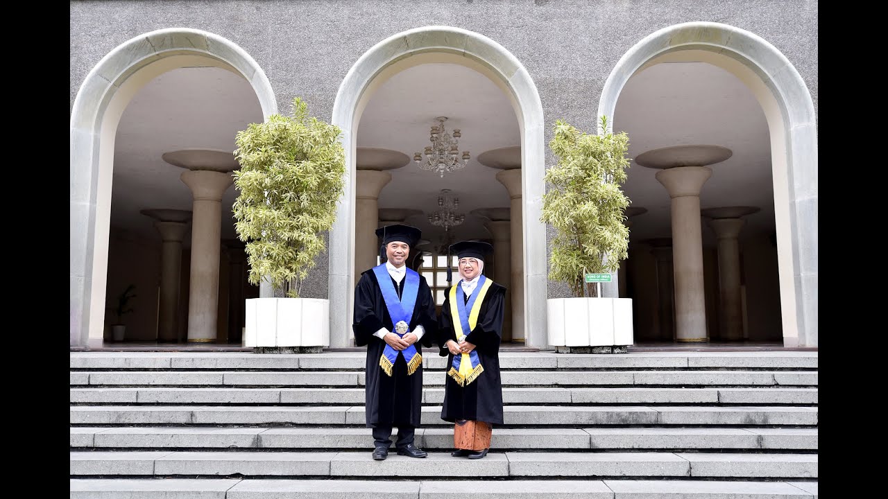 Pengukuhan Guru Besar Couple Prof. Ria Millati & Prof. Muslikhin Hidayat UGM Yogyakarta