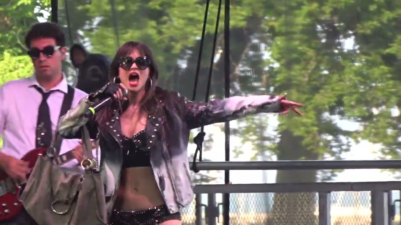Zoe Ko - Dirt- Lollapalooza 2025 - Chicago, IL - 08-02-2025