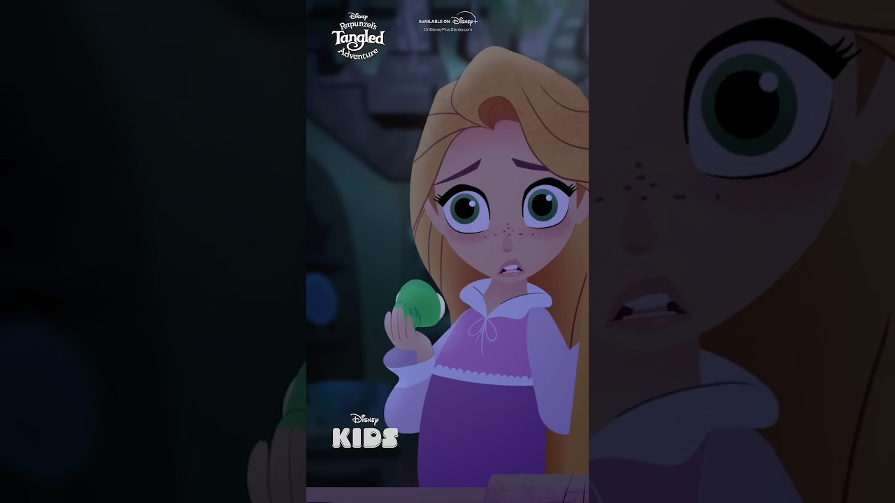 Rapunzel 👑 Meets 🤝 Pascal 🦎 | Rapunzel's Tangled Adventure