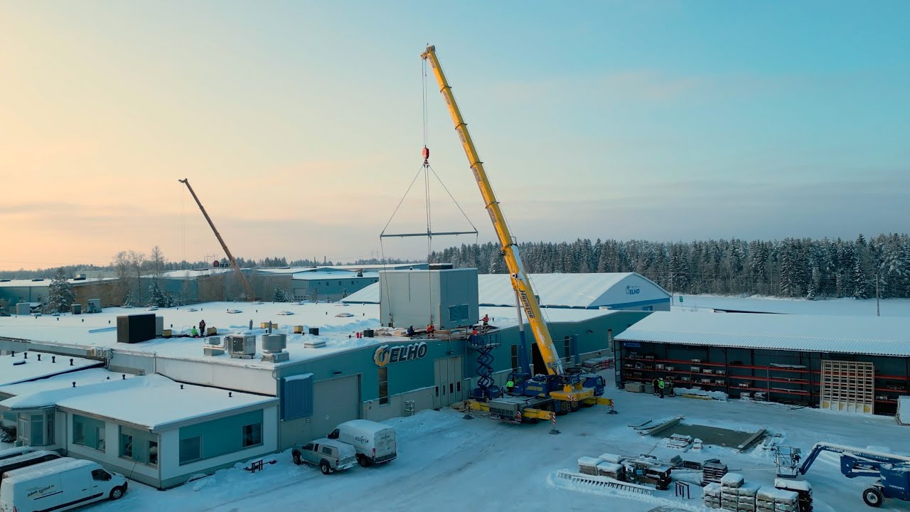 Heavy Lifting With X-Spreader Beam - Aluex40T