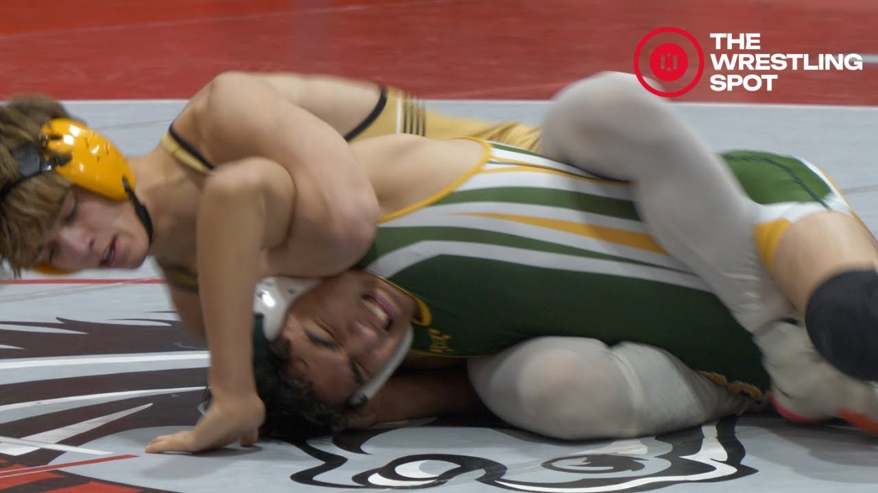 150 - Owen Anderson of Grayslake North [R] v. Rolando Luna-Ramos of Waubonsie Valley [G]