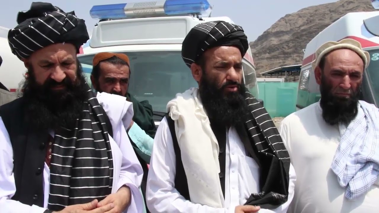 تورخم عمري کمپ ته ۸ عرادې وسايط ورکړل شول
