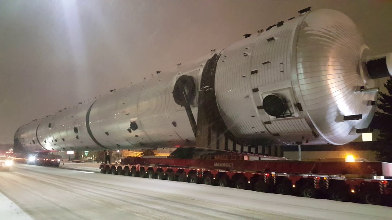 Huge Petrochemical Splitter on the move in Edmonton, Alberta (Jan. 2019)