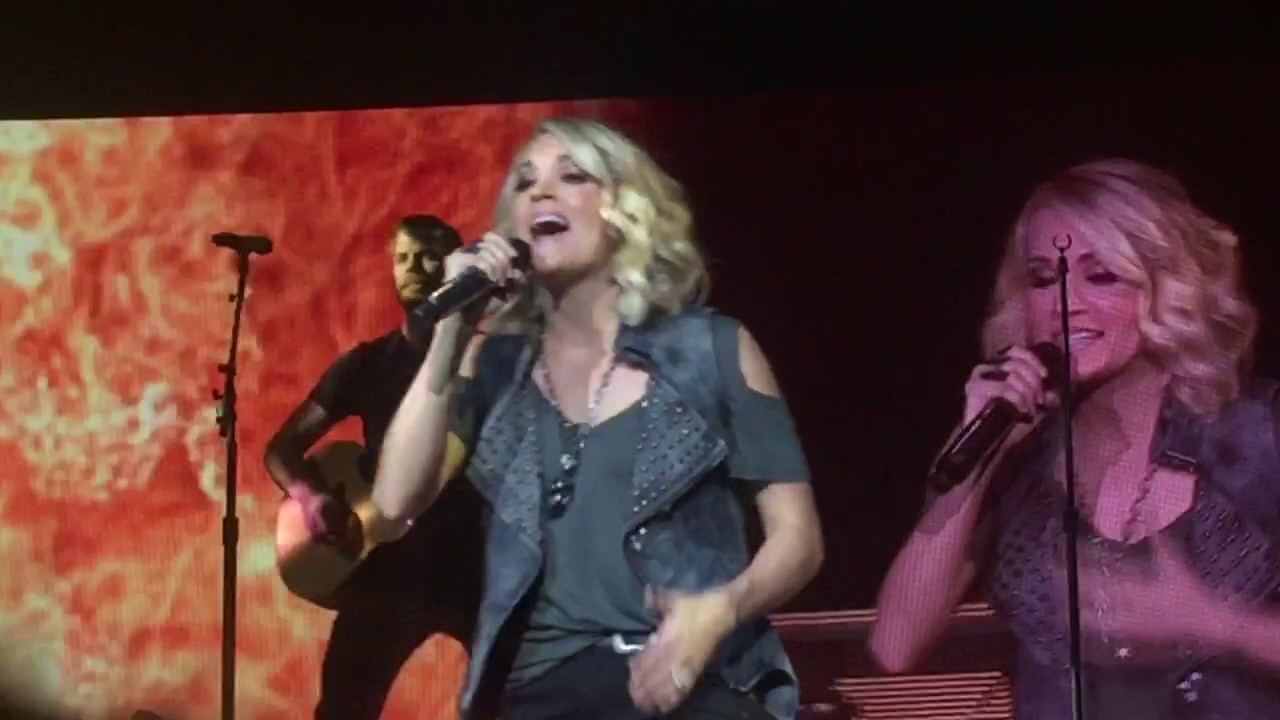 Carrie Underwood - Before He Cheats - Adelaide