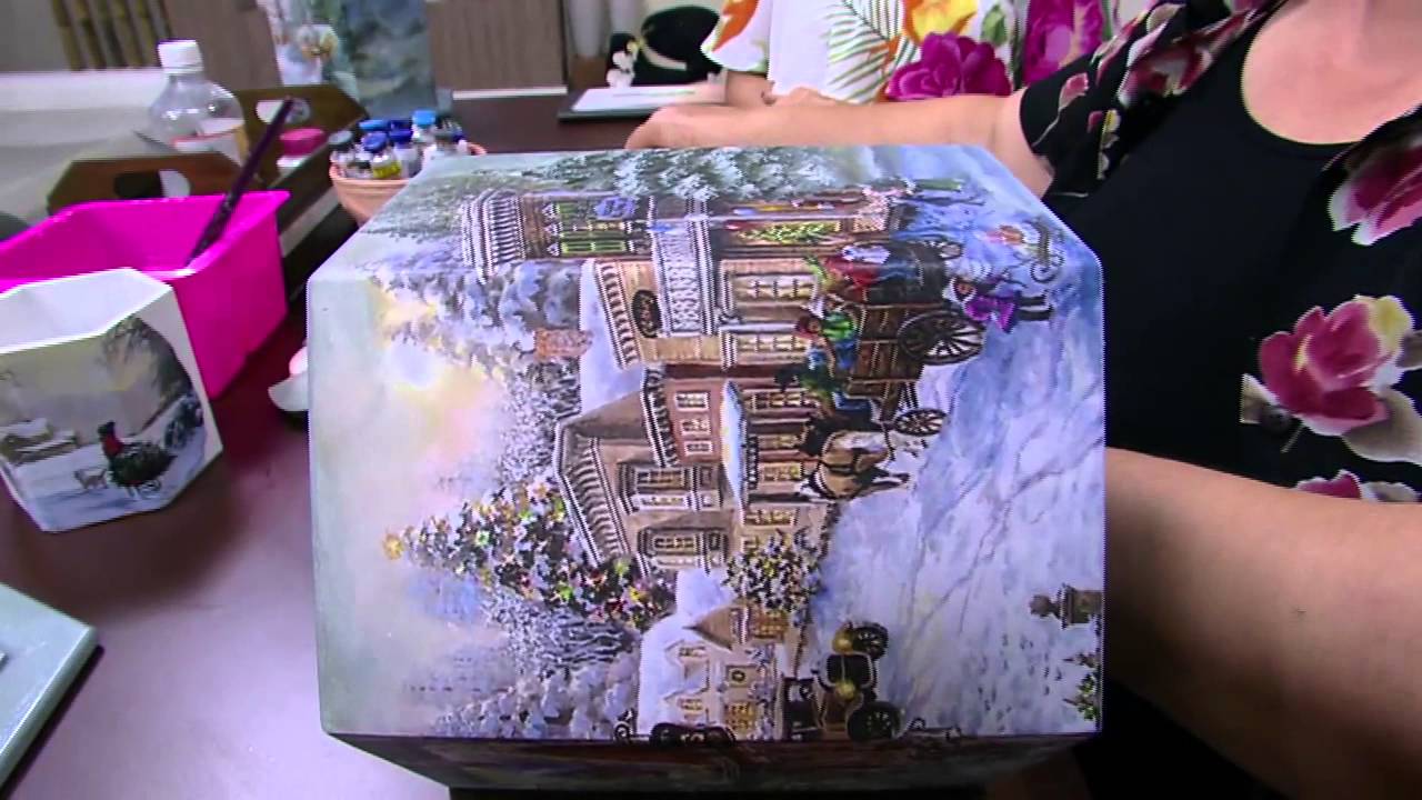 Mulher.com - 27/11/2015 - Porta panetone em mdf com decoupagem e pintura - Rose Rodrigues PT1