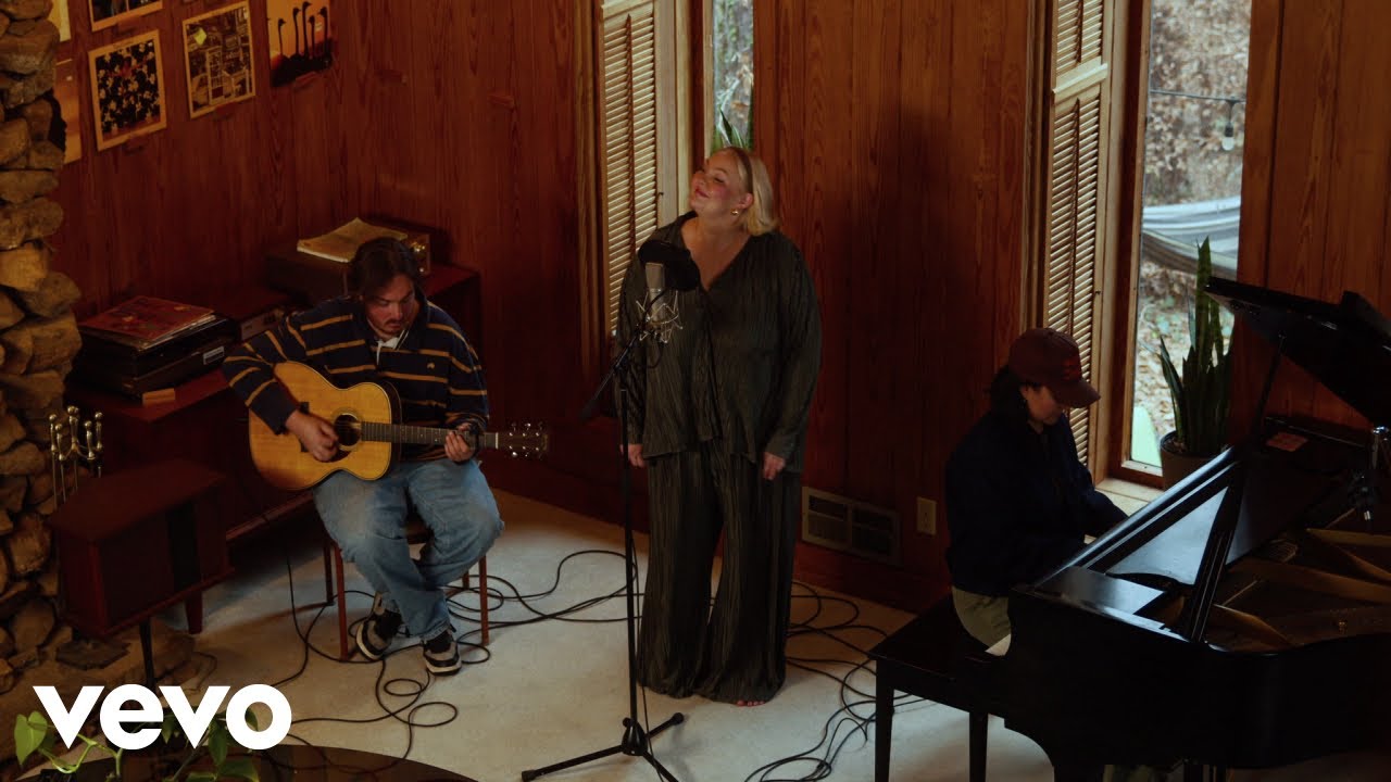 Bella Taylor Smith - when i think about my jesus (at home)