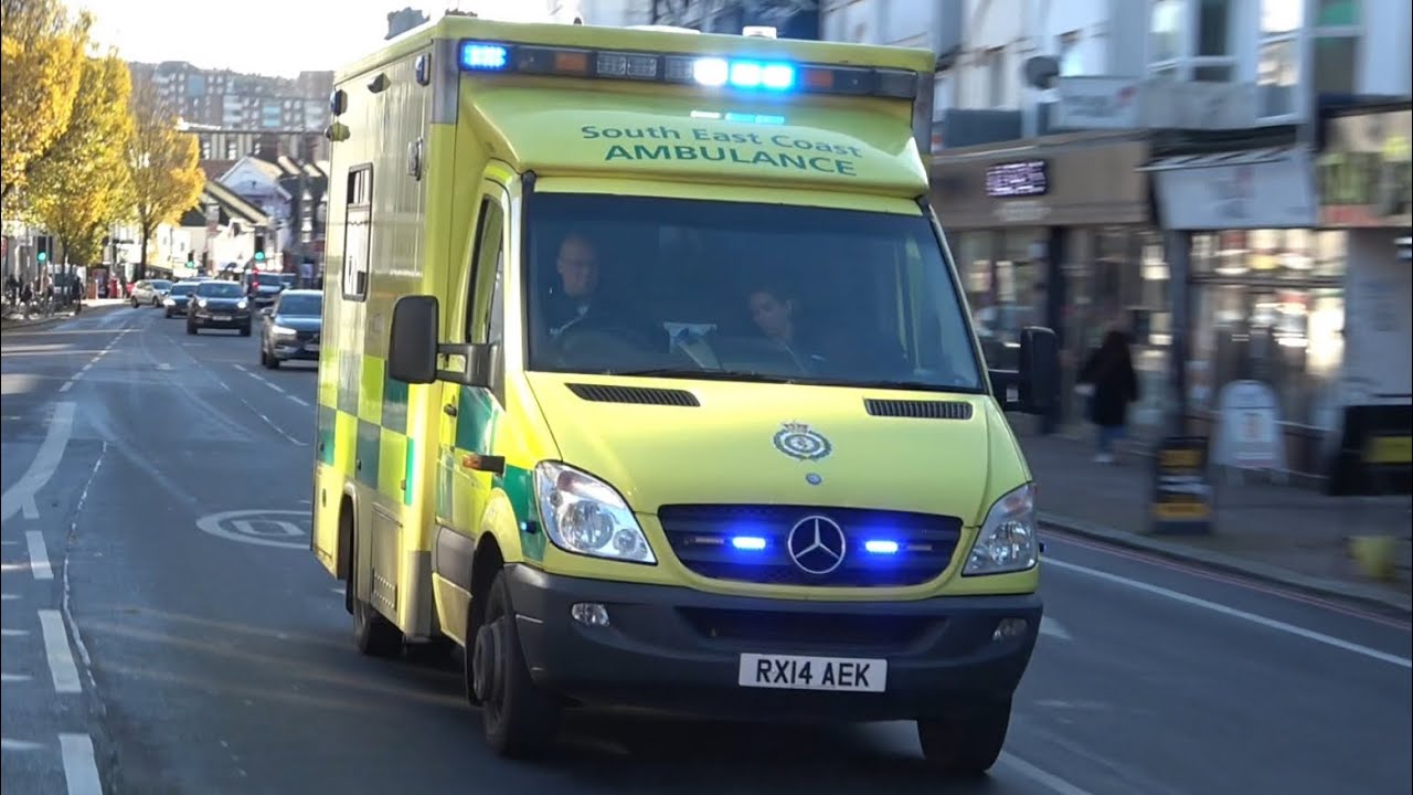 South East Coast Ambulance Service, Neonatal Ambulance + other DCAs responding in Brighton.