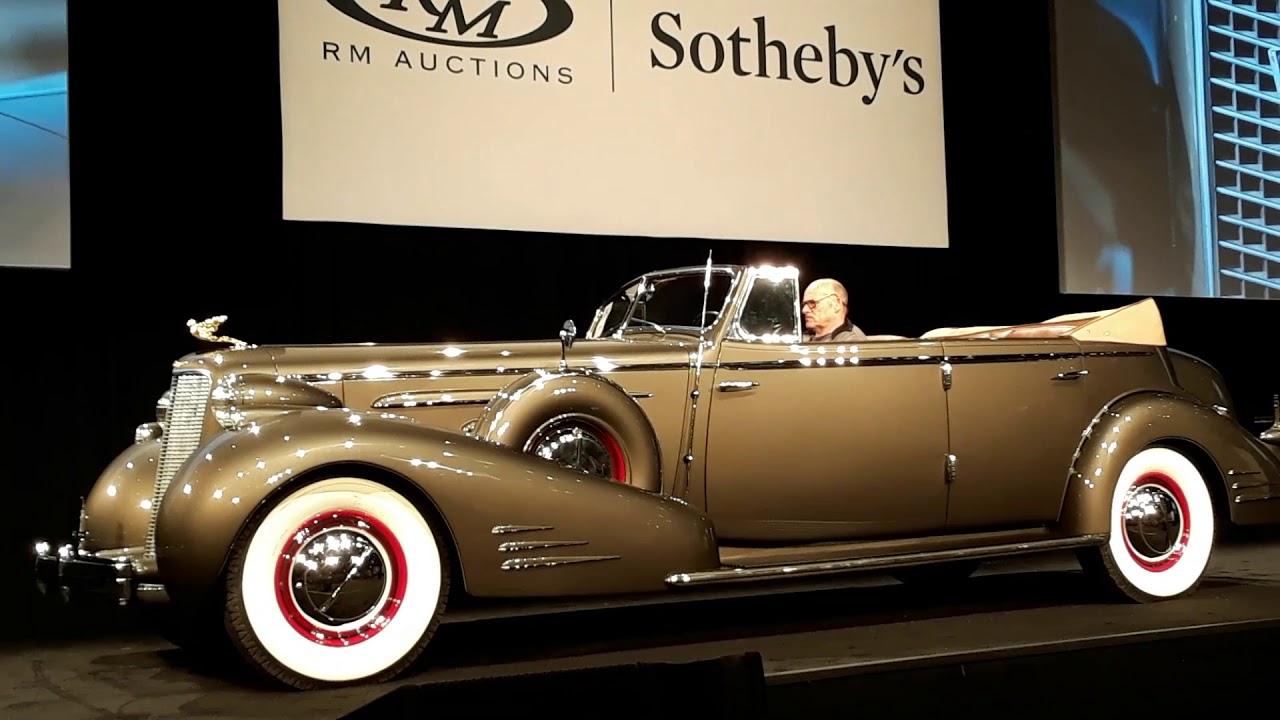 Кабриолет Cadillac V16 1936 года от Fleetwood