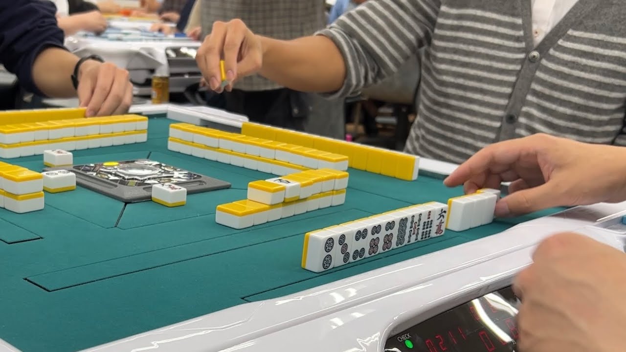 1巡目にツモの発声が&hellip;。地和をくらいました。