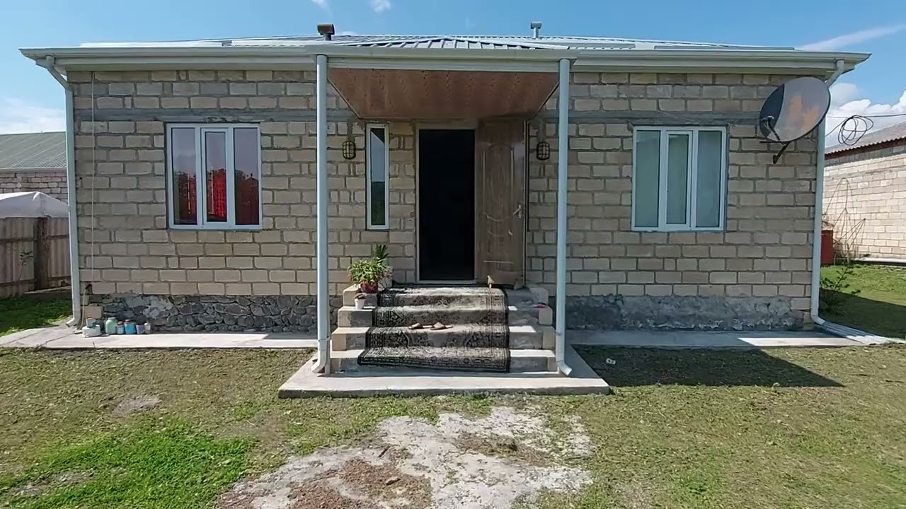 Balakəndə Həyət evi satılır və ya faizsiz aylıq ödəməyə verilir  +994508264284