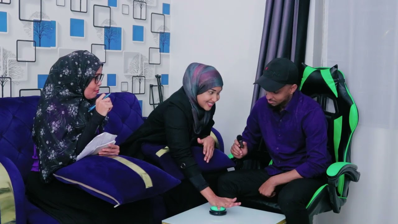 UMU AHZAAB IYO HASSAN SOYA YAA XIRIIRKA HOR SHEEGTAY ?