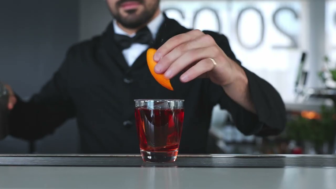 Fine Dining - Icebergs Dining Room & Bar x Qlub