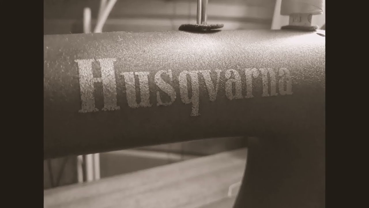 Husqvarnan poljettava ompelukone