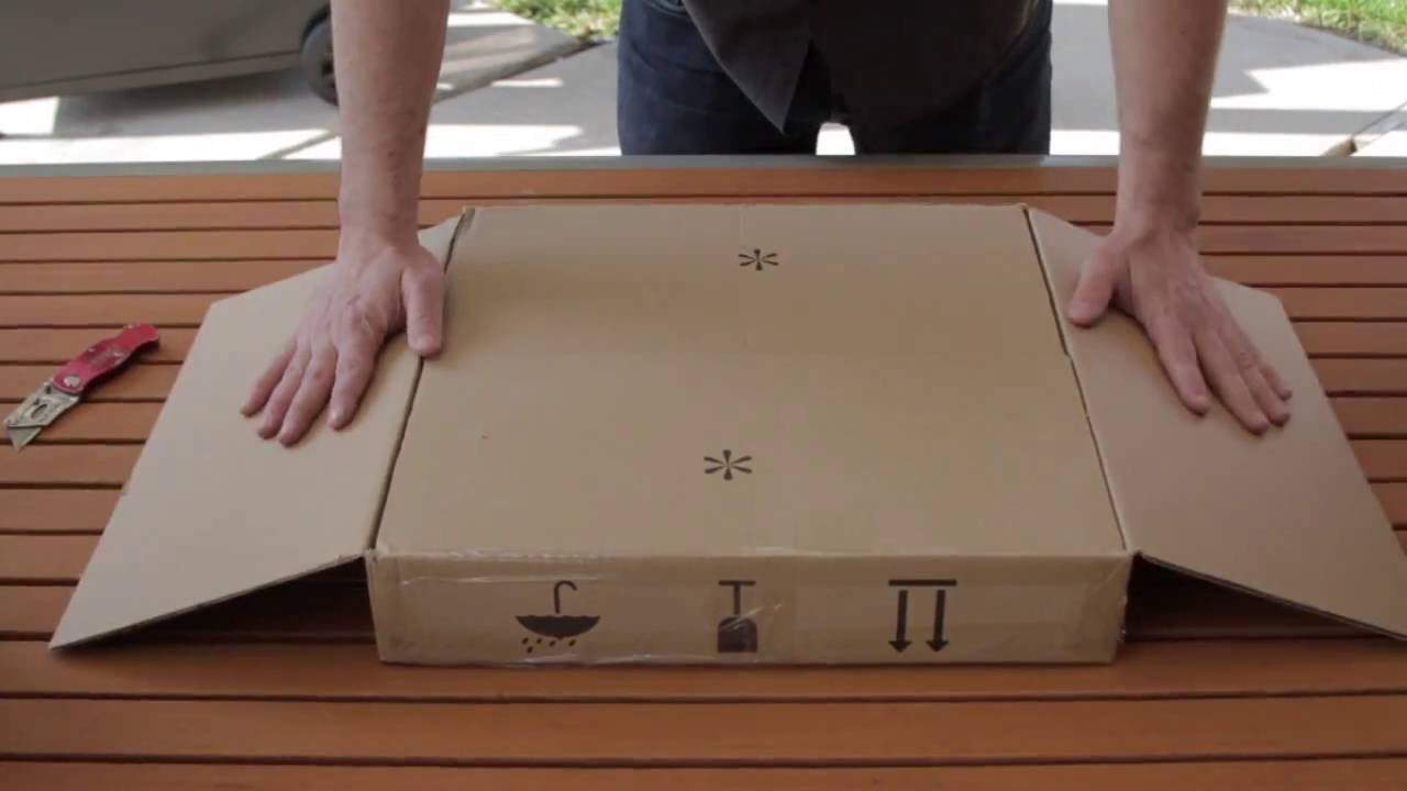 Bakerstone - Assemble Your Pizza Oven Box