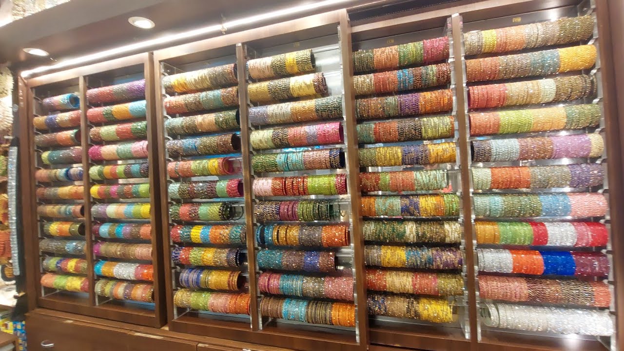 ಗಾಜಿನ ಬಳೆಗಳ ಸಾಗರ !Glass Bangles | Metal  Bangles || Bhavani Kangan Store Jayanagar Bangalore ||