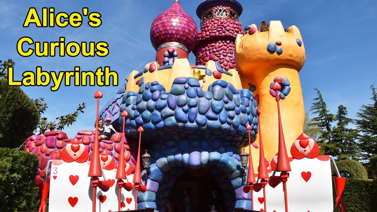 Alice's Curious Labyrinth Full POV Walk Through at Disneyland Paris - Alice in Wonderland Maze