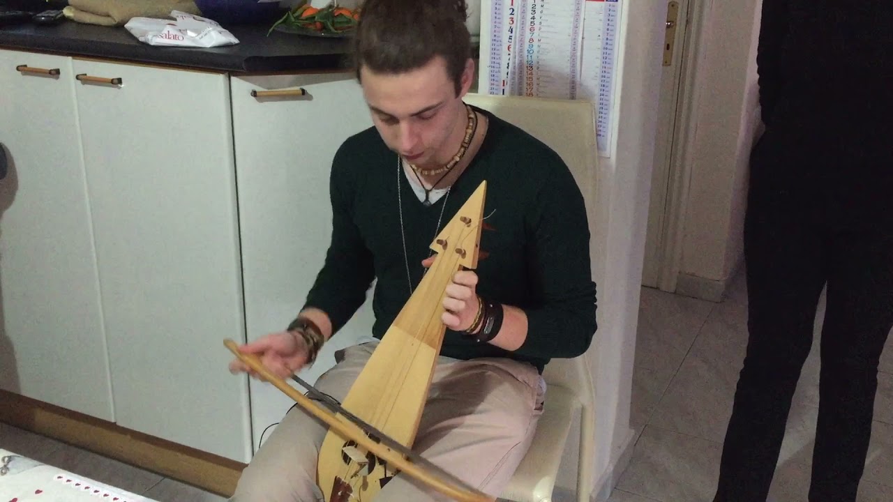 Suonata con LIRA Calabrese