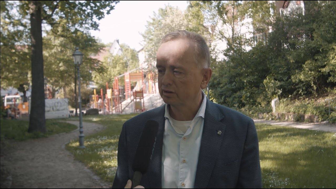 JUGEND FRAGT - young, dumb & curious; Folge 8 - Thomas Deffner beim Jugendrat Ansbach