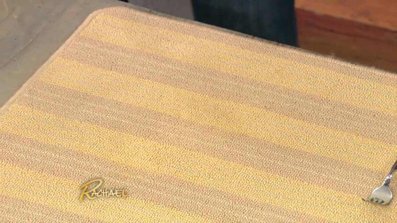 How to Remove a Carpet Stain With an Egg