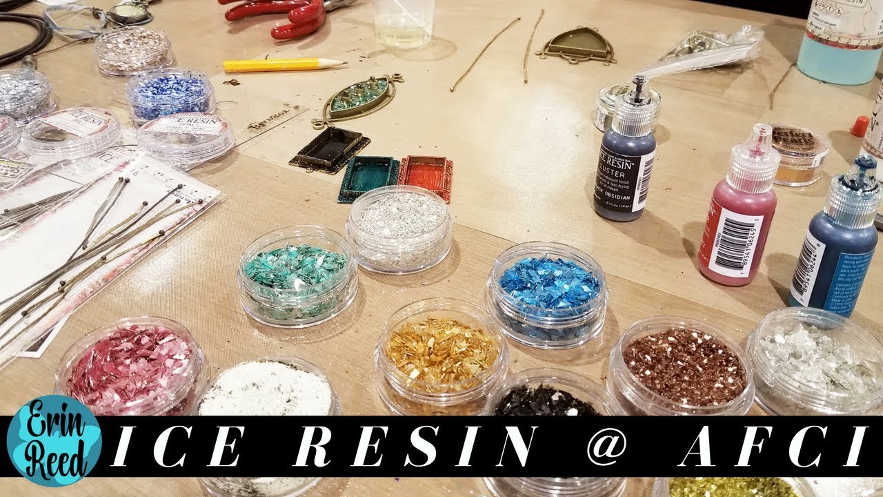 Демонстрация Ranger Ice Resin с Сьюзен Ленарт Казмер на Creativation 2018