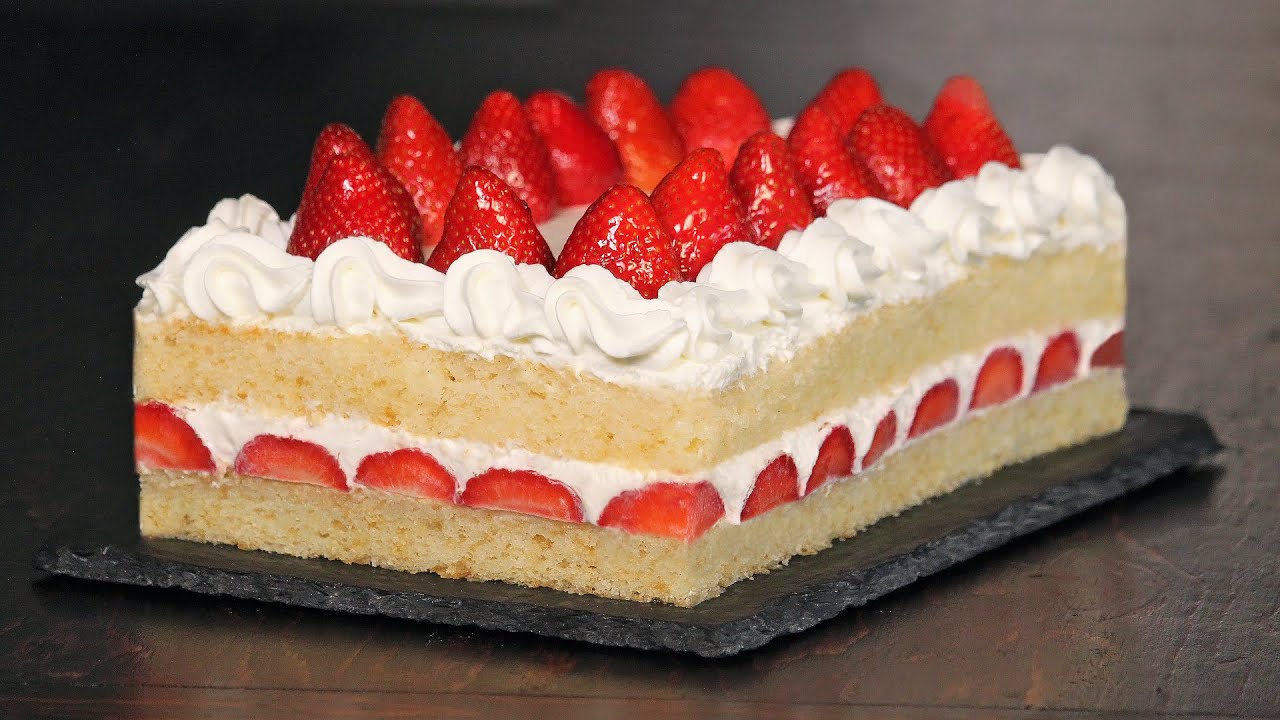 Eggless Japanese Strawberry Shortcake | How Tasty Channel