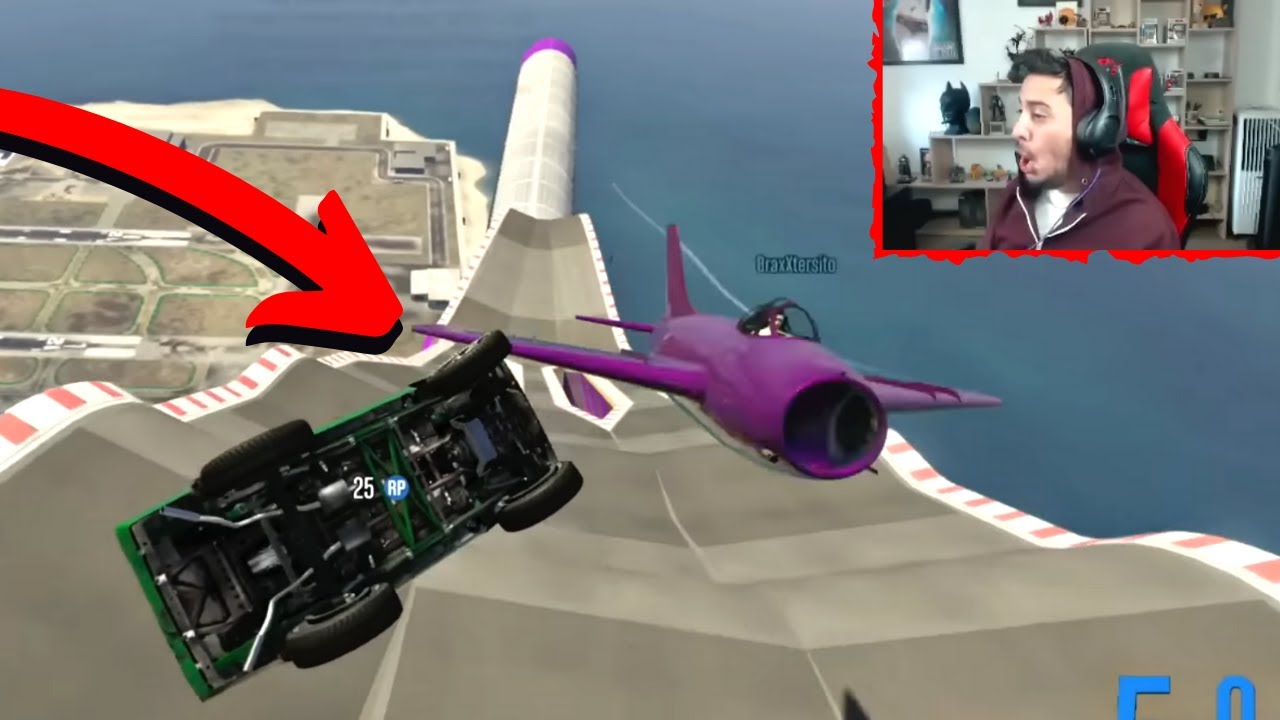 ME SALVA DE LA MUERTE AL CHOCARME CON SU ALA!! MEGA RAMPA GTA V