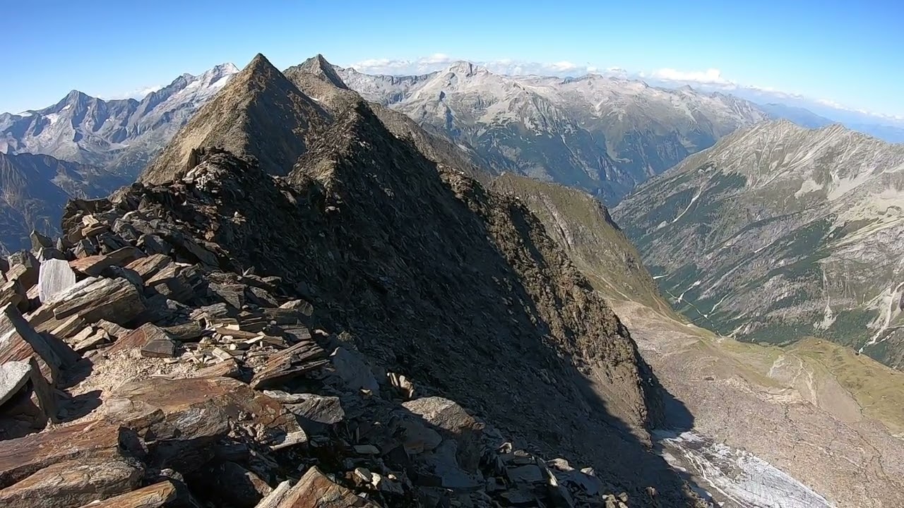 Schönbichler Horn (3.133m) und Talggenköpfe (3.179 m, 3.114 m)