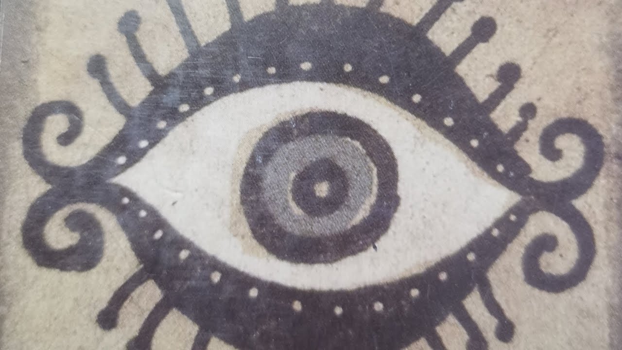⚠️CETTE VIEILLE SORCIÈRE EST OBSÉDÉE PAR TOI⚠️ELLE T' OBSERVE DANS TA MAISON😱👀#144000#TAROTREADING 